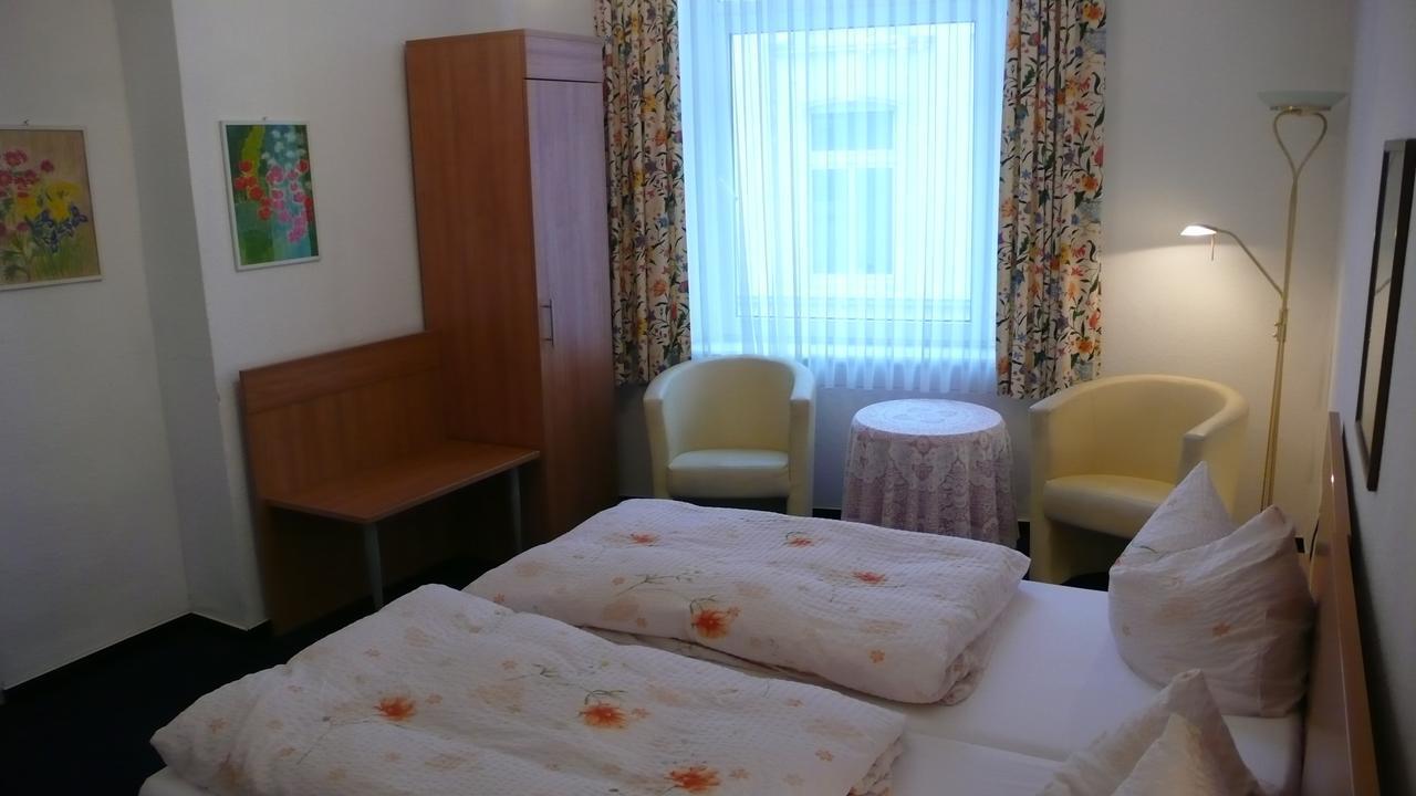 Storyhotel Bergischer Hof Koenigswinter Room photo