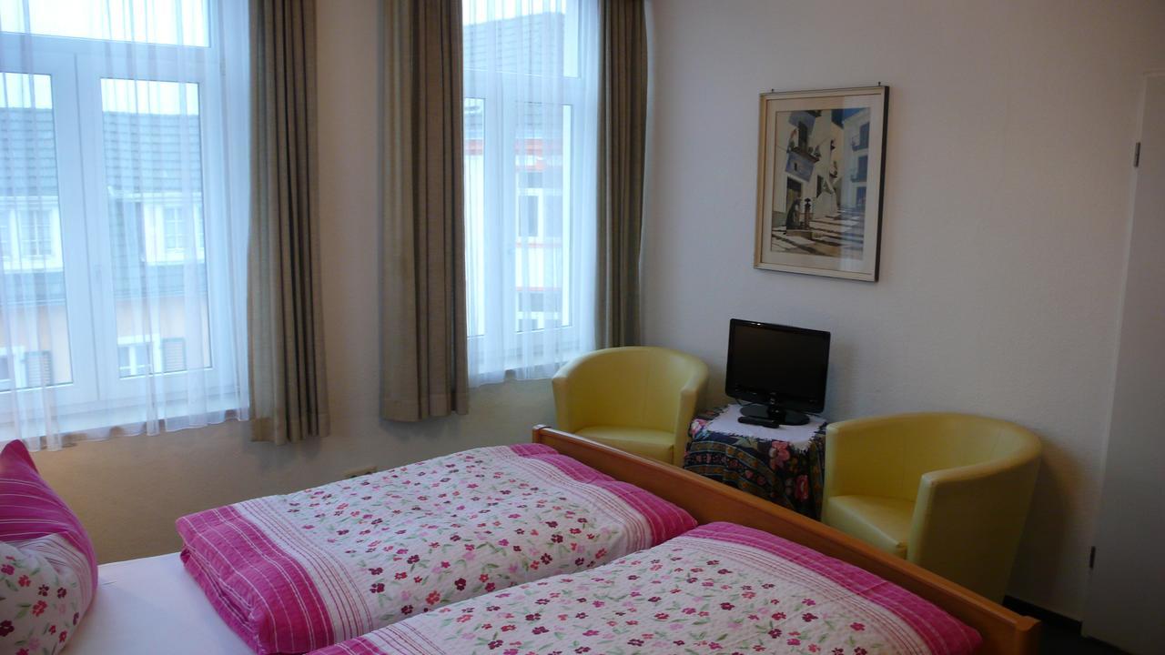 Storyhotel Bergischer Hof Koenigswinter Room photo